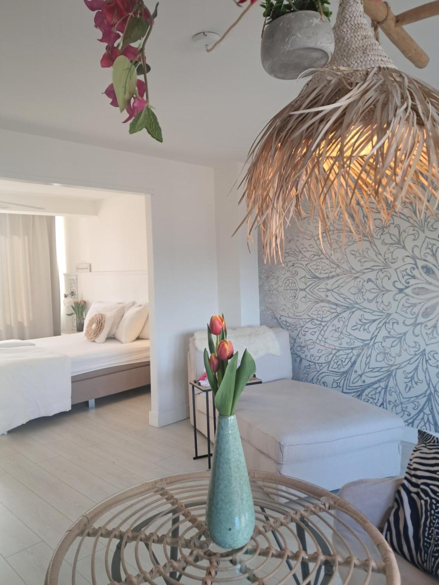 Rembrandts Beach View Зандфорт Экстерьер фото